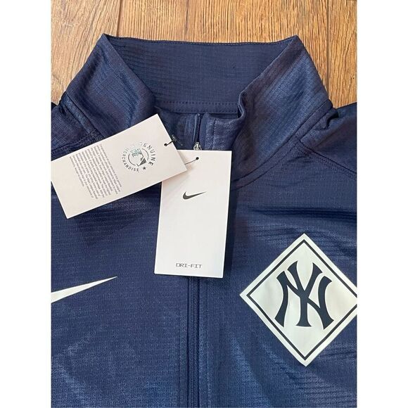 NY Yankees Nike Dri-Fit Half Zip Women’s Large - Picture 4 of 4